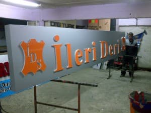 İleri Deri 20 mm Kabartma Tabela